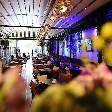 Comfort Center Hotel