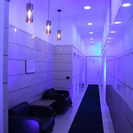 Comfort Center Hotel